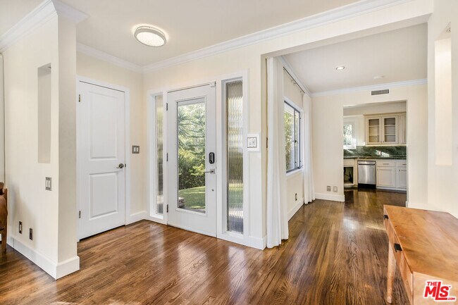 Photo - 9549 Dalegrove Dr