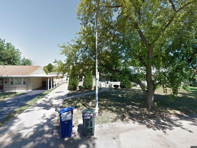 Building Photo - 3741 Primm St