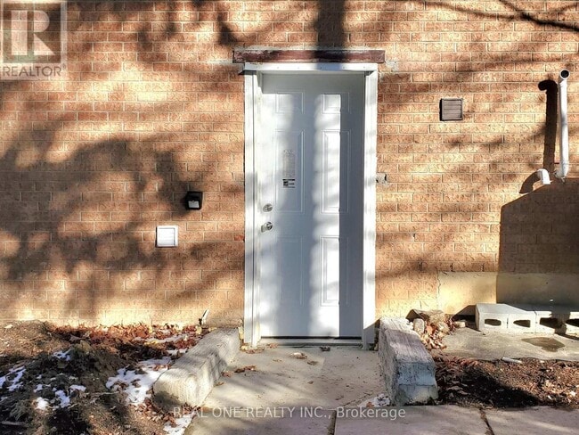 Photo - 47 Lowe Blvd