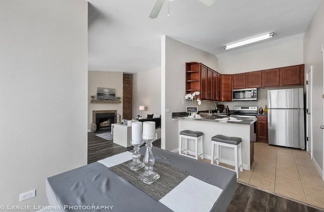 Photo - 6018 ELake Dr Unidad 3D