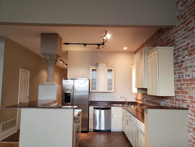 Photo - 1623 2nd Ave Unit 2