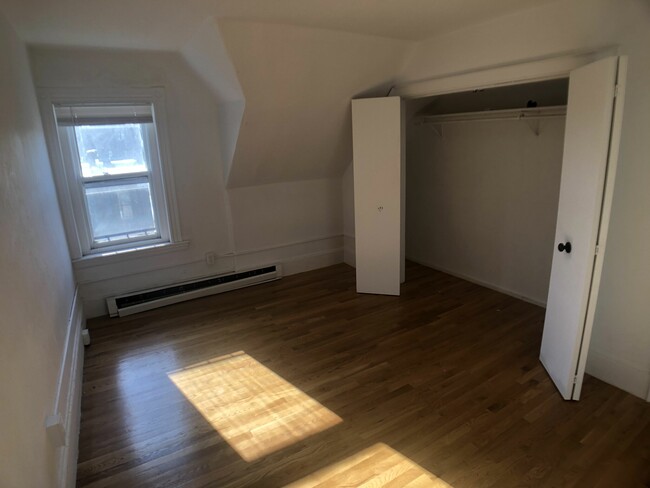 Photo - 48 Hereford St Condo Unit 4