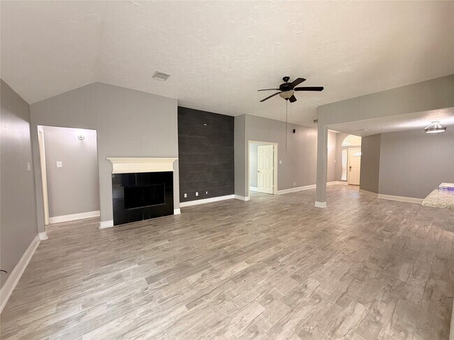 Photo - 3231 Candlepine Dr