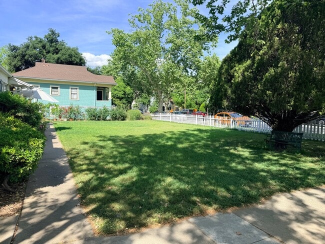 Photo - 2629 U St Unit A