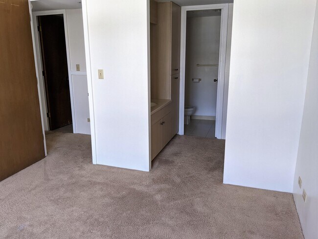 Photo - 1621 Dole St