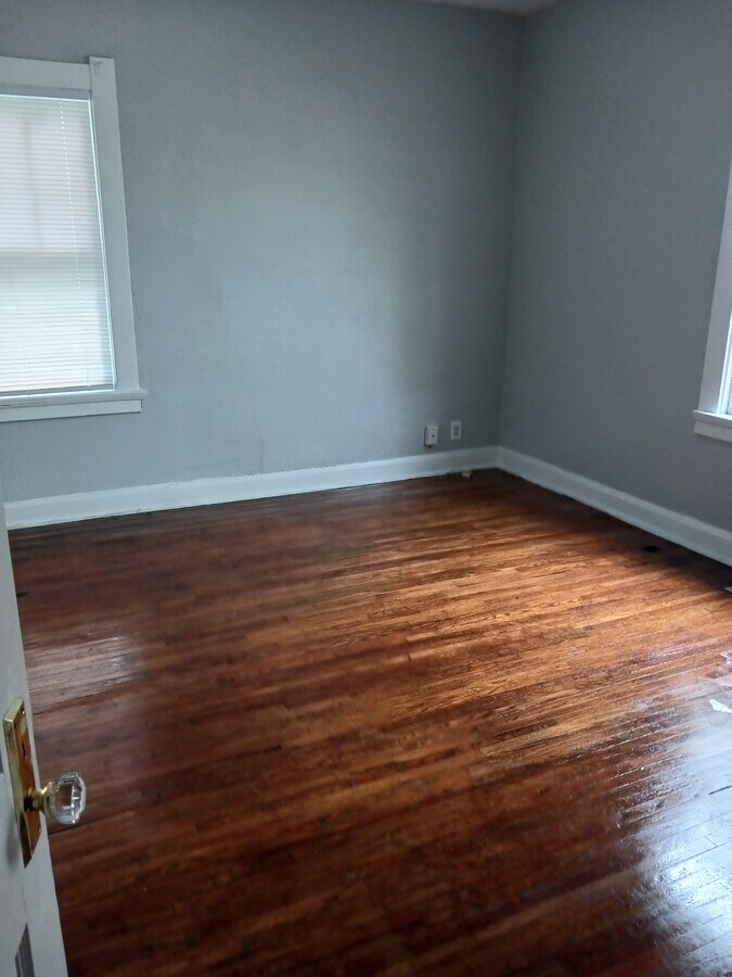 Photo - 1791 W Bancroft St