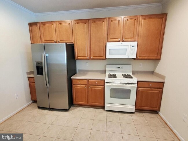 Photo - 654 Ruxton Rd