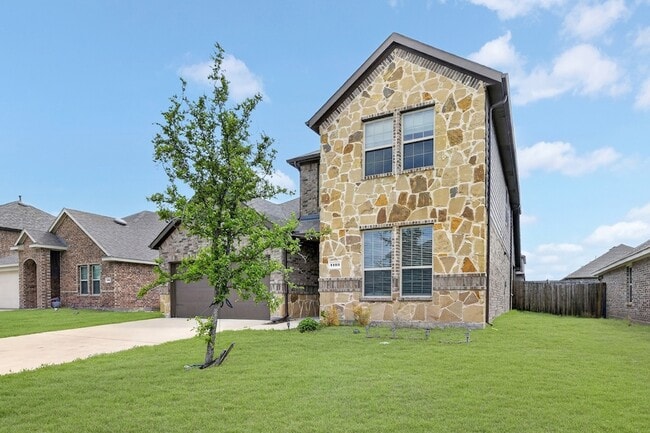 Building Photo - 1103 Wagon Wheel Way