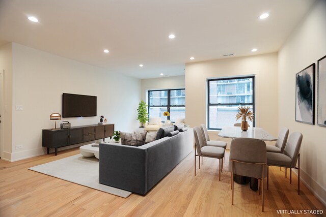 Building Photo - 652 W Gordon Ter Unit 1W