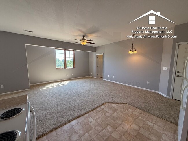 Photo - 2606 N Bluff St Unit 2606-208 North Bluff Street