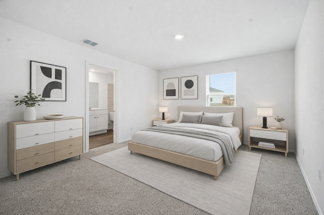 Photo - 5106 Blind Shot