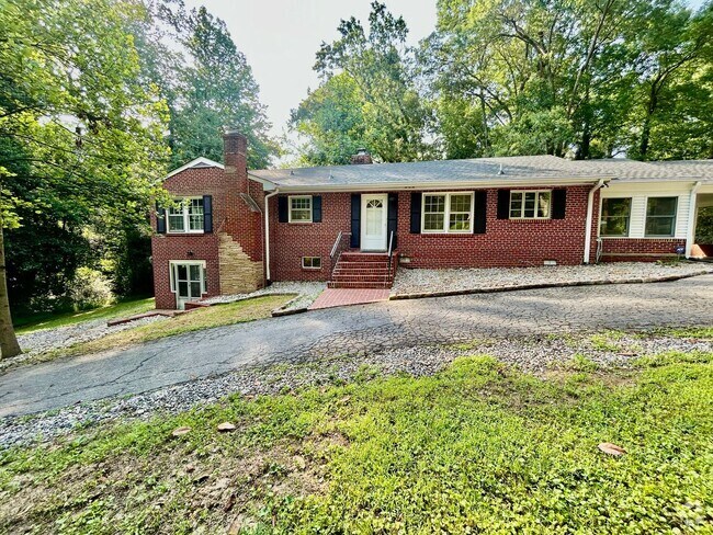 Building Photo - 959 Cowan Rd Rental