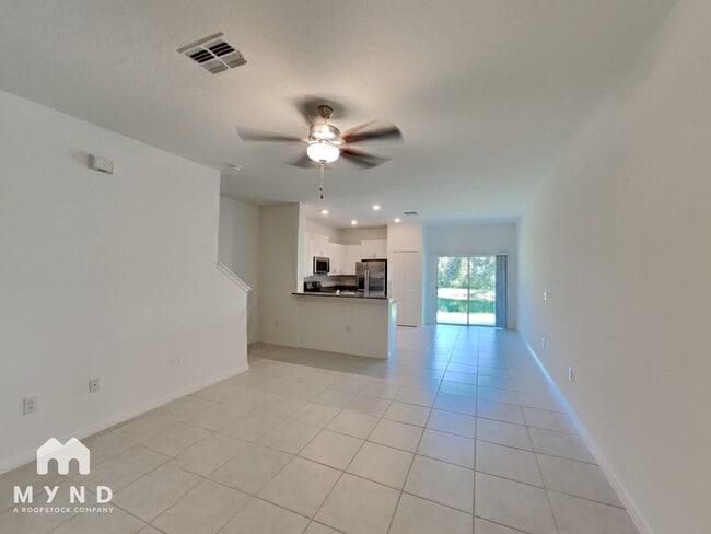 Photo - 6046 Shiner St