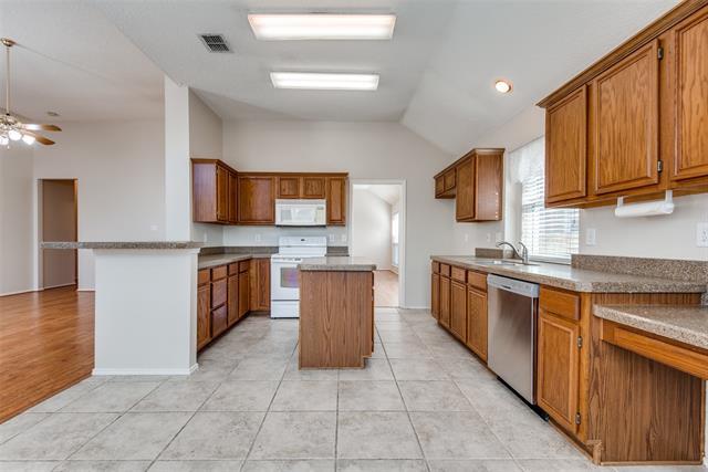 Photo - 8205 Burleigh St