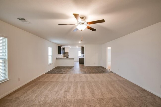 Photo - 609 Riverdale Dr