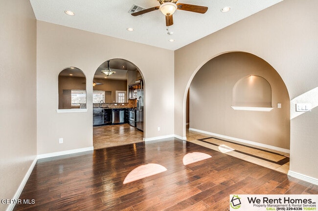 Photo - 14275 Desert Bush Dr