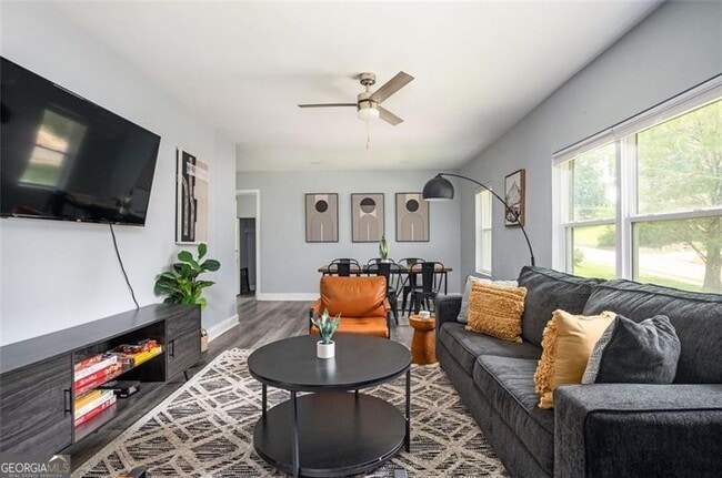 Building Photo - 1778 Flintwood Dr SE