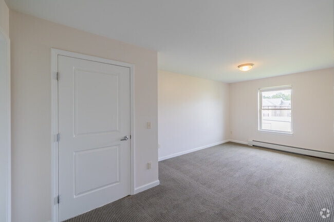 Unit 323-302 - 2BD, 2BA - 1081SF -Master Bedroom
