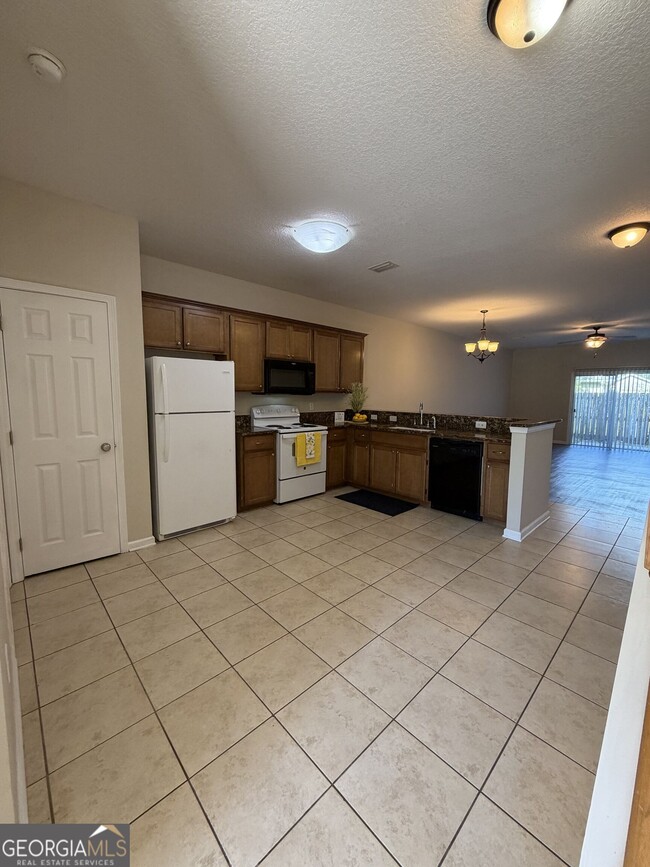 218 Inlet Reach Cir