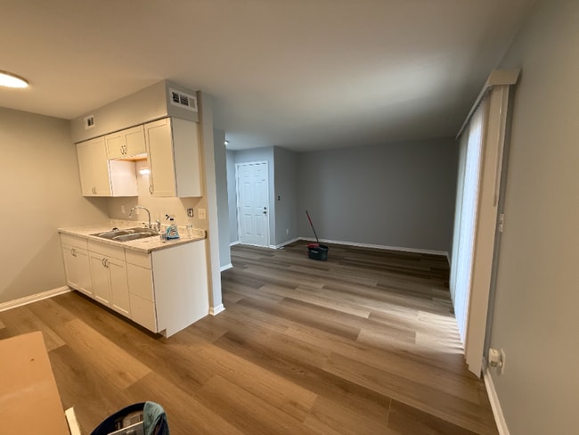 Photo - 1114 5th St Unit 1