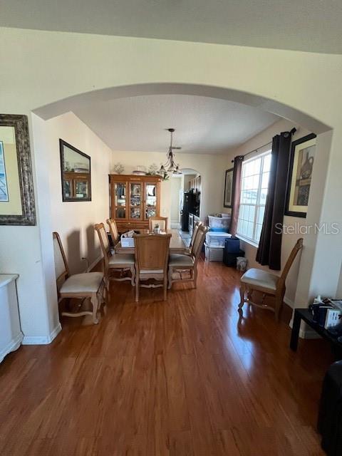 Photo - 806 Lost Grove Cir