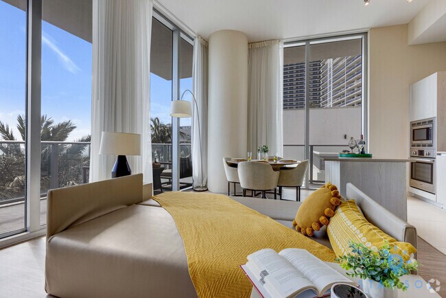Building Photo - 4111 S Ocean Dr Unit ID1227439P Rental