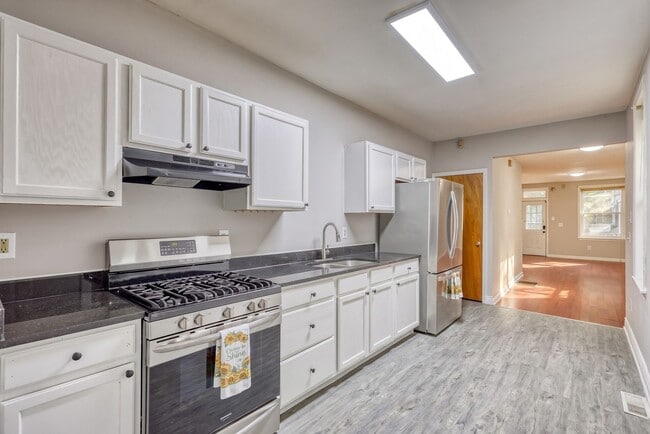 Photo - Fully Renovated 3 Bedroom, 2 Bathroom Townhouse