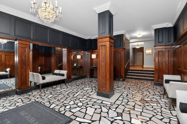 Photo - Absolutely stunning penthouse level unit in the historic Poplar building in Charlotte's tree line...