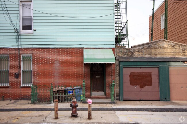 Photo - 364 Manhattan Ave