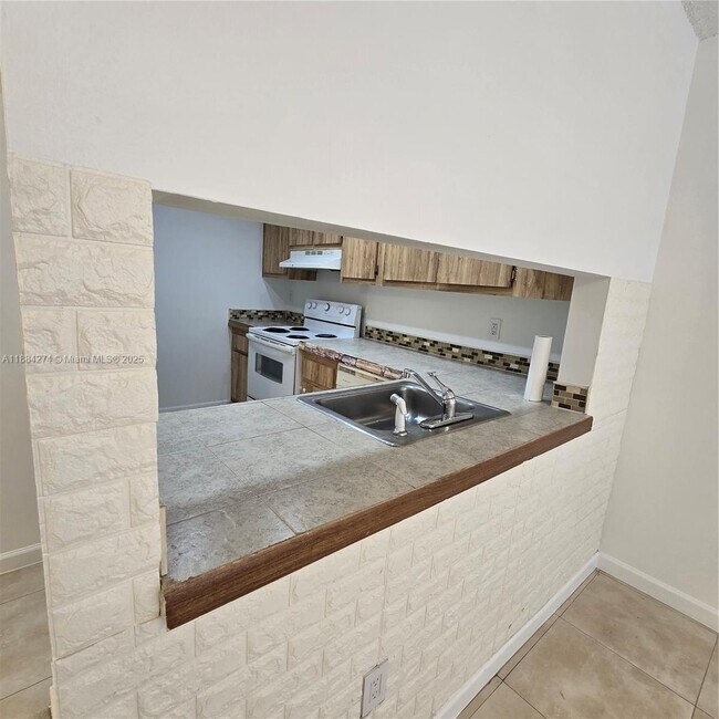 Photo - 15332 SW 72nd St Unit 6-24