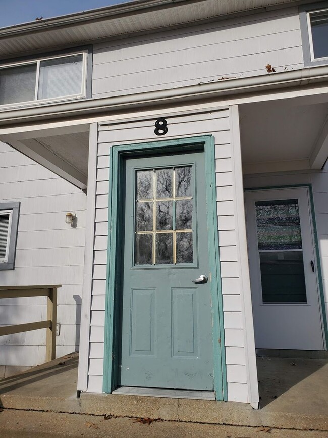 Photo - Remodeled Two Bedroom Apartment in Simonsdale Unit 8 Pollux Circle E. -Apt 2
