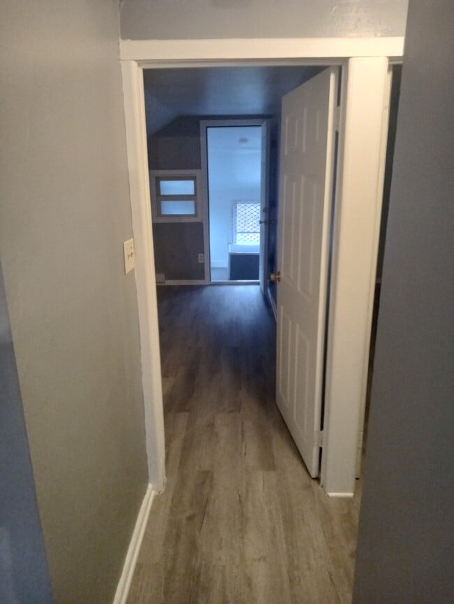 Photo - 1560 Corbin Ave Unit Eduardo soler