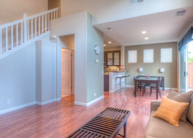 Photo - A must see beautiful 3 bedrooms 2.5 bathrooms single family home