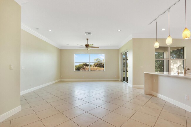 Photo - 10007 SW Ambrose Way