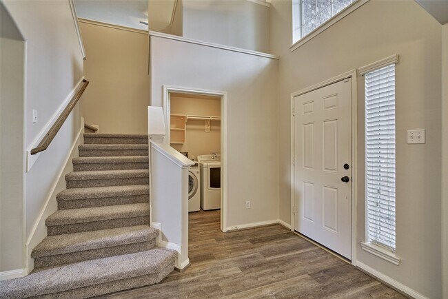 Photo - 274 Fairwind Trail Dr