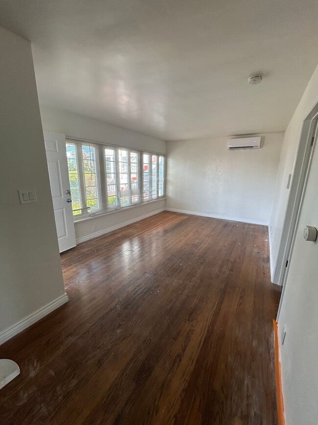 Photo - Bankers Hill One Bedroom Unit 2139