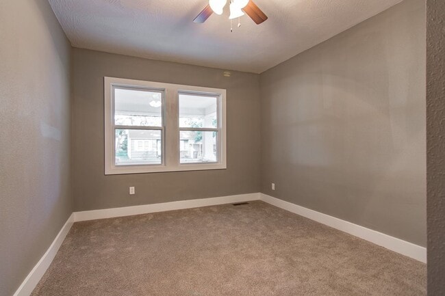 Photo - COLLEGE PRE-LEASING