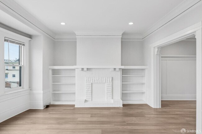 Photo - 487 18th Ave Apartment