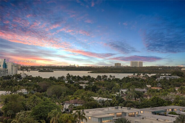 9801 Collins Ave Unit 11M