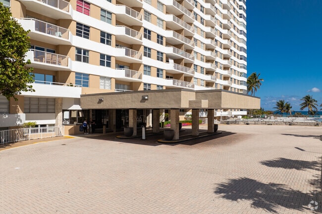 Photo - The Hemispheres