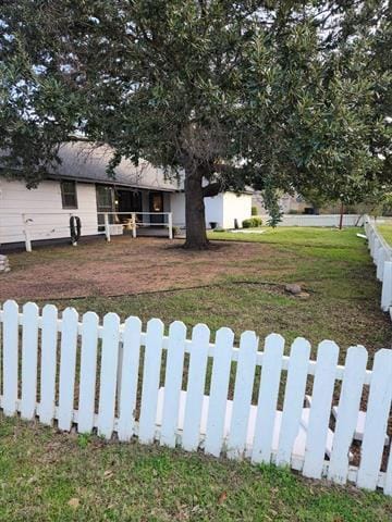 Photo - 16235 Red Wood Cir N