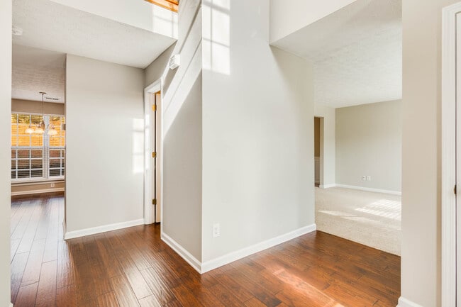Photo - 945 Brushy Creek Ct