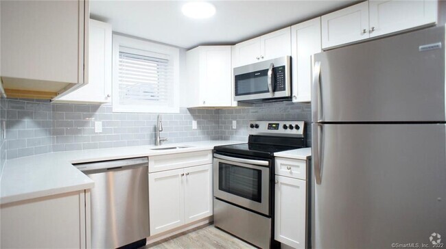 Building Photo - 83 Main St Unit LL Rental