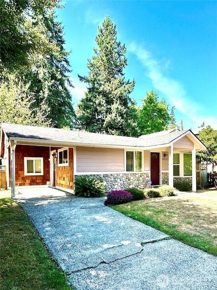 Building Photo - 14019 Wayne Pl N Rental
