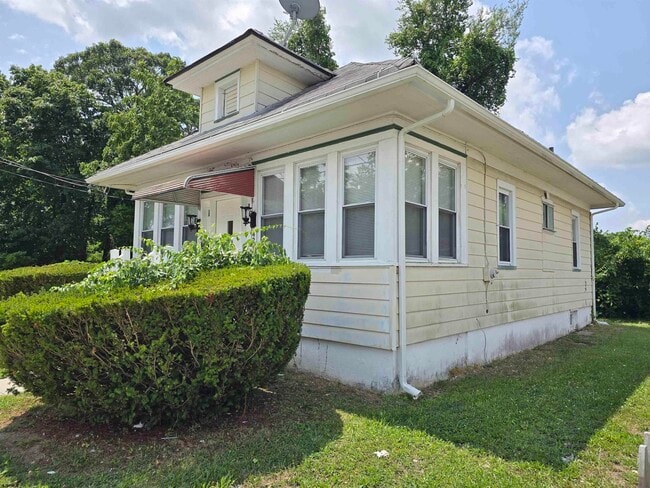 429 Doughty Rd
