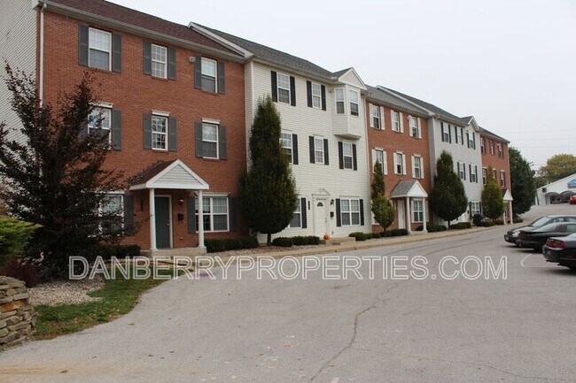 Photo - 1129 N Byrne Rd