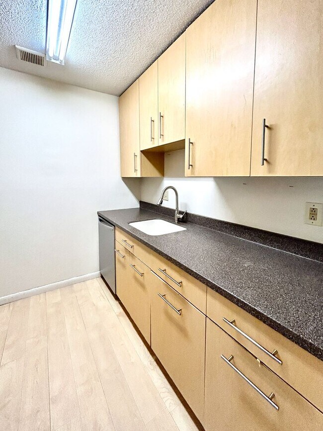 37-47 S Williams St Unit Hill Gardens #321