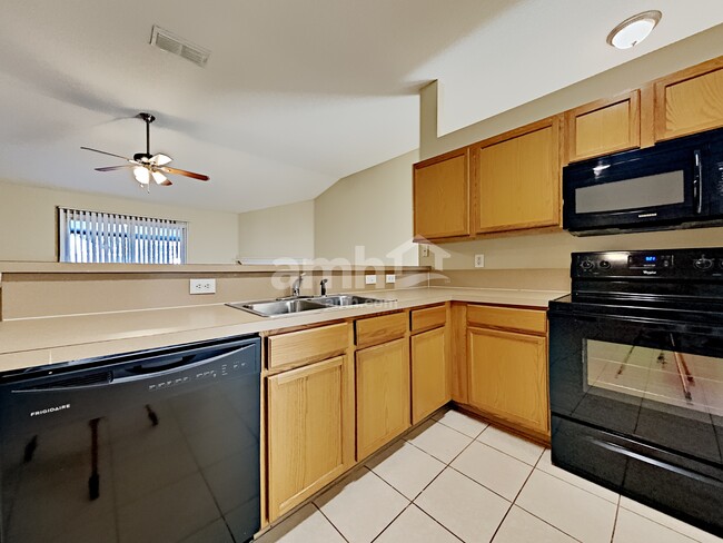 Photo - 3266 Woodglen Dr