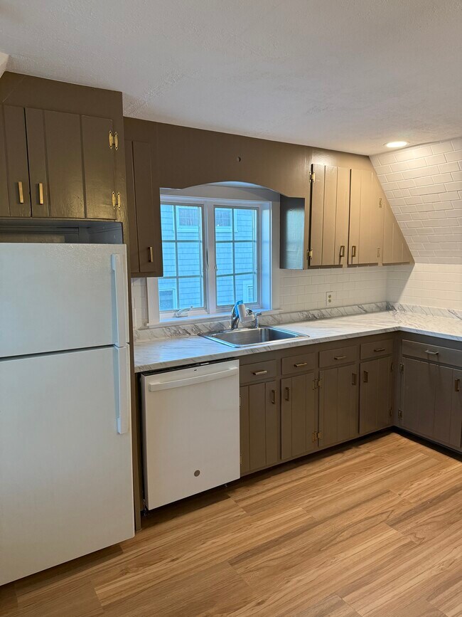 Photo - 60 Redington St