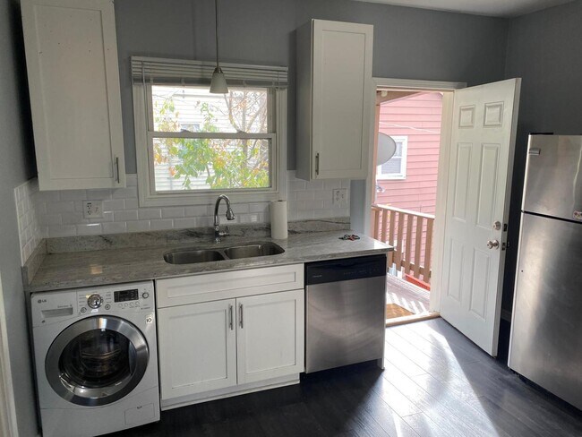 Photo - 1144 W Taylor St Unit 2R